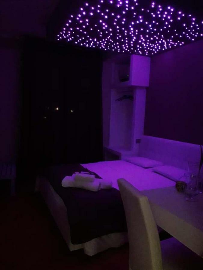 罗卡迪蒙雷亚莱酒店 外观 照片